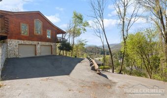 248 Hillcrest Ln, Banner Elk, NC 28604