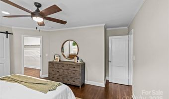 3320 Eastwood Dr, Charlotte, NC 28205
