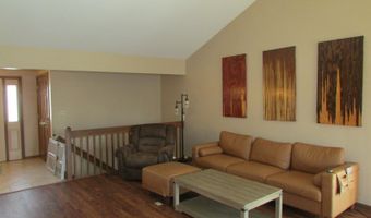 1401 Sanders Dr, Auburn, IN 46706