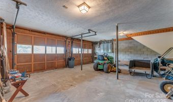 99 Odonald Rd, Asheville, NC 28806