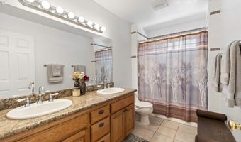 10525 Burned Oak Ln, Escondido, CA 92026
