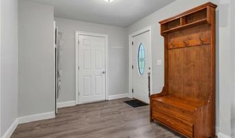 19 Hardwick St, Cumberland, RI 02864