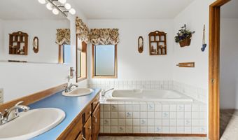 1490 MAIN St, Arlington, OR 97812