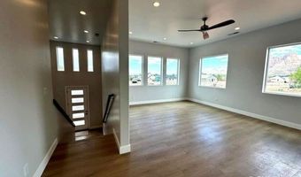520 S Pioneer St, Colorado City, AZ 86021