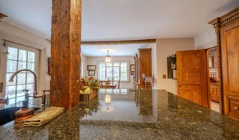 48 Old Searsport Ave, Belfast, ME 04915