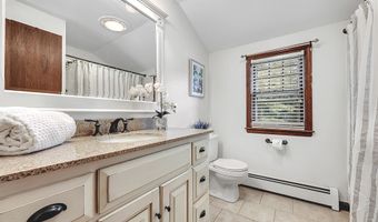 207 Diane Ln, Bristol, CT 06010