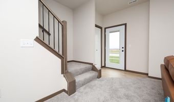 2425 E Caolinn Pl, Brandon, SD 57005