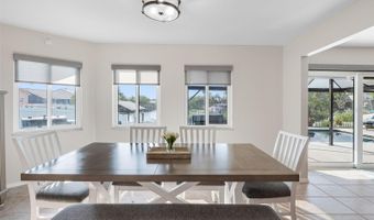 6604 DOLPHIN COVE Dr, Apollo Beach, FL 33572