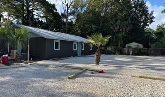 348 12th St, Apalachicola, FL 32320