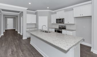 1264 EIDSON St, Athens, AL 35611
