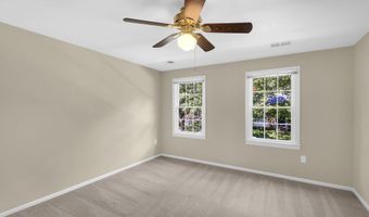 2206 FORT WARD Pl, Alexandria, VA 22304