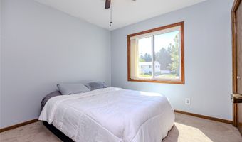 417 NW Greenwood St, Ankeny, IA 50023