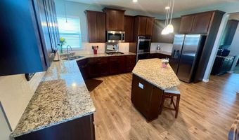 5076 151st St W, Apple Valley, MN 55124