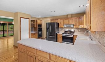 239 Back Nine Dr, Baneberry, TN 37890
