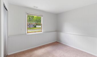 59 Park Ave, Bayville, NJ 08721