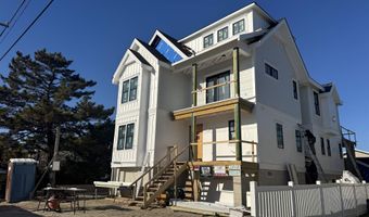 281 7th St, Avalon, NJ 08202