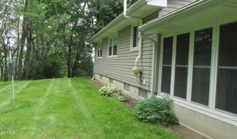 100 Lynndale Rd, Altoona, PA 16602