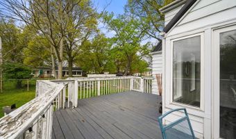 317 WOODLAWN Dr, Aurora, IN 47001