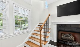 1333 Woodland Dr, Charlotte, NC 28205