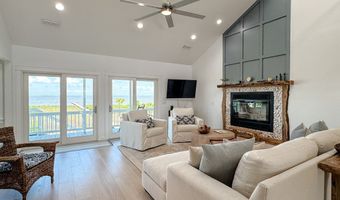 146 Bay Ave, Apalachicola, FL 32320
