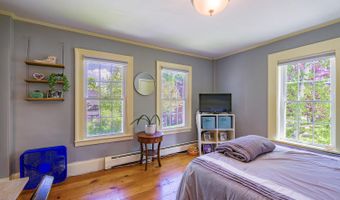 86 High St, Belfast, ME 04915