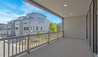 22266 PHILANTHROPIC Dr, Ashburn, VA 20148