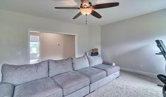 40 Hanging Leaf Ct, Blythewood, SC 29016