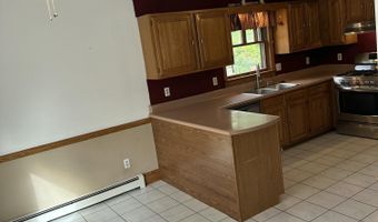 16 Roberts Dr, Accord, NY 12404