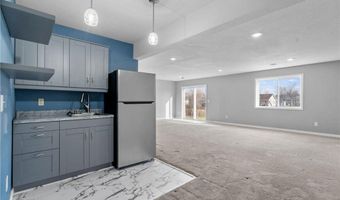 811 Morrison Ave, Annandale, MN 55302