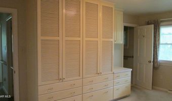 100 Lynndale Rd, Altoona, PA 16602