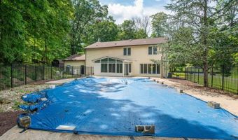 33 Huntsville Rd, Andover, NJ 07860