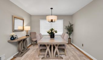 749 Park Ave, Belford, NJ 07718