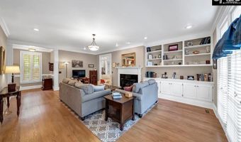 2 Crescent Lake Ct, Blythewood, SC 29016