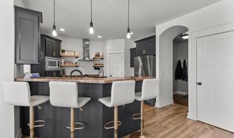 1106 BOBBY Ct, Appleton, WI 54915