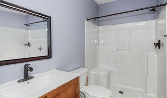 4111 Ballentine Dr, Ames, IA 50010