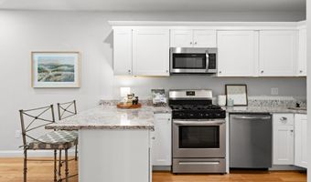 163 Elm St 1, Amesbury, MA 01913