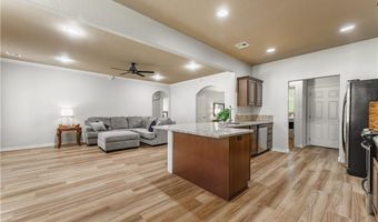 1906 Elington St, Bentonville, AR 72713