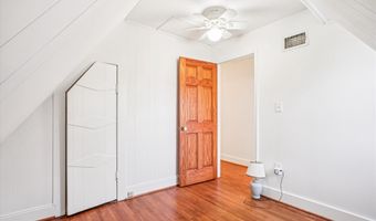 6022 VALLEY VIEW Dr, Alexandria, VA 22310