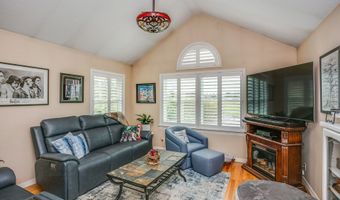 35364 SEARLS Ln, Astoria, OR 97103