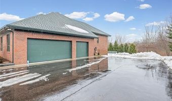 3520 Blue Heron Ct, Ann Arbor, MI 48198