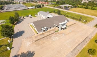404 SW Regional Airport Blvd, Bentonville, AR 72713