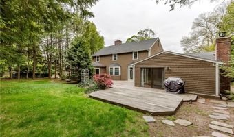 7 White Birch Rd, Cranston, RI 02920