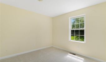 208 W View Rd, Middletown, RI 02842