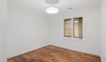 301 SE Delaware Ave 303, Ankeny, IA 50021