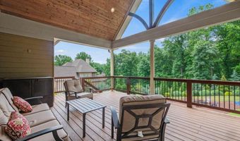 5340 Retreat Dr, Flowery Branch, GA 30542