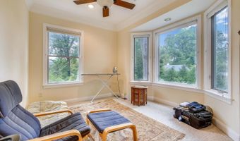 7513 HOLIDAY Ter, Bethesda, MD 20817