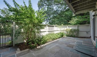 5210 POOKS HILL Rd #C-20, Bethesda, MD 20814