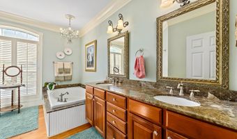 206 Thornberry Pl, Ashford, AL 36312