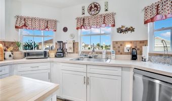 1153 BISHOP St, Avon Park, FL 33825