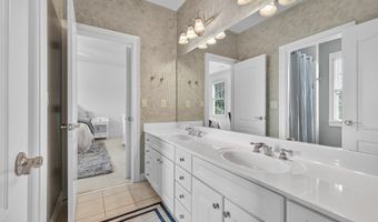 4759 Highland Pt, Auburn, GA 30011